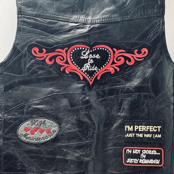 DIAMOND PLATE GENUINE LEATHER BIKER VEST SNAPS LACED SIDES 8 UNIQUE  PATCHES SML - Picture 6 of 14